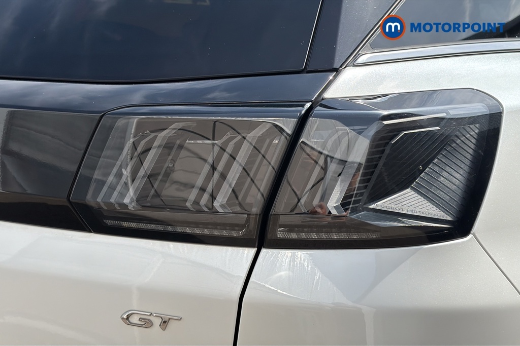 Peugeot 3008 1.2 Puretech Active Premium White #23