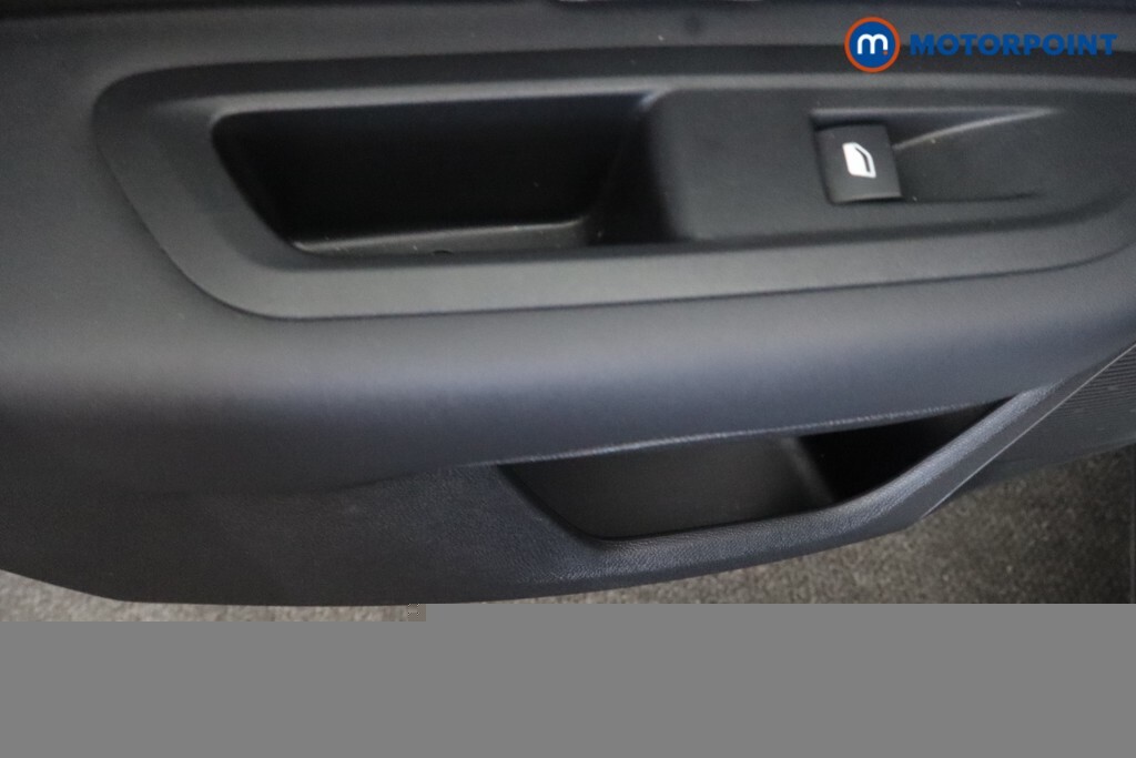 Citroen C4 1.5 Bluehdi Shine Plus Ss Eat8 Black #35