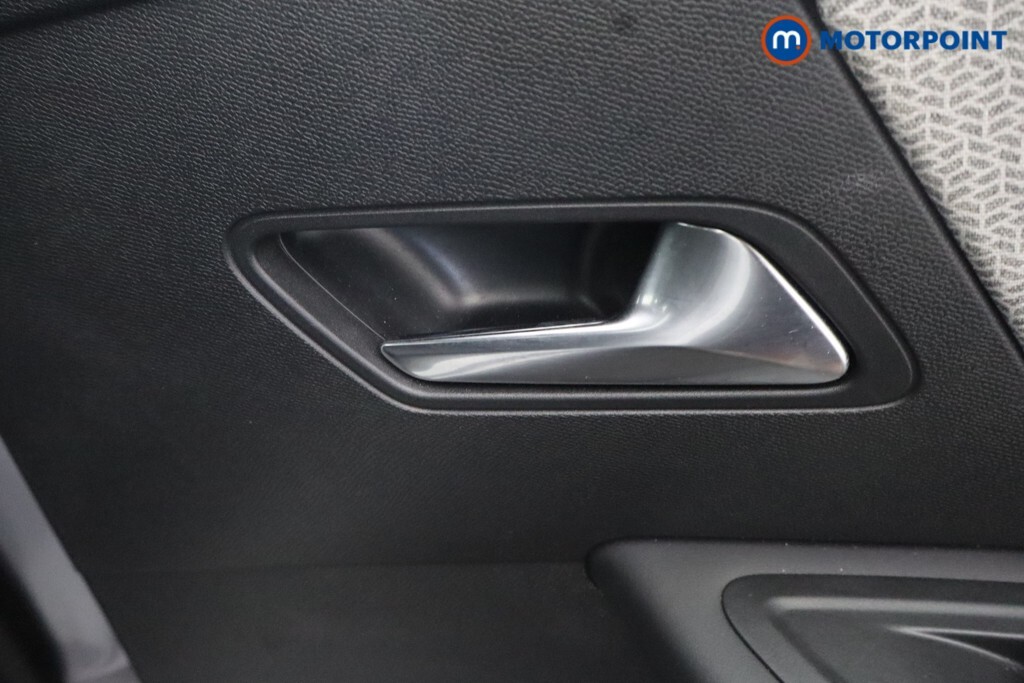 Citroen C4 1.5 Bluehdi Shine Plus Ss Eat8 Black #25
