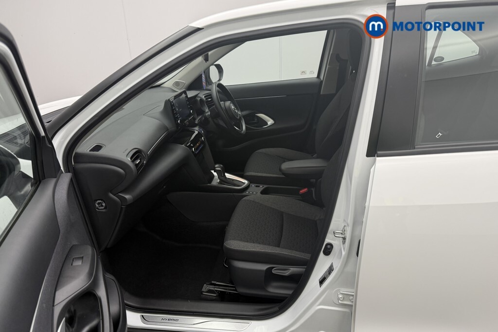 Toyota Yaris Cross 1.5 Hybrid Icon Cvt WG73ZVM White #6