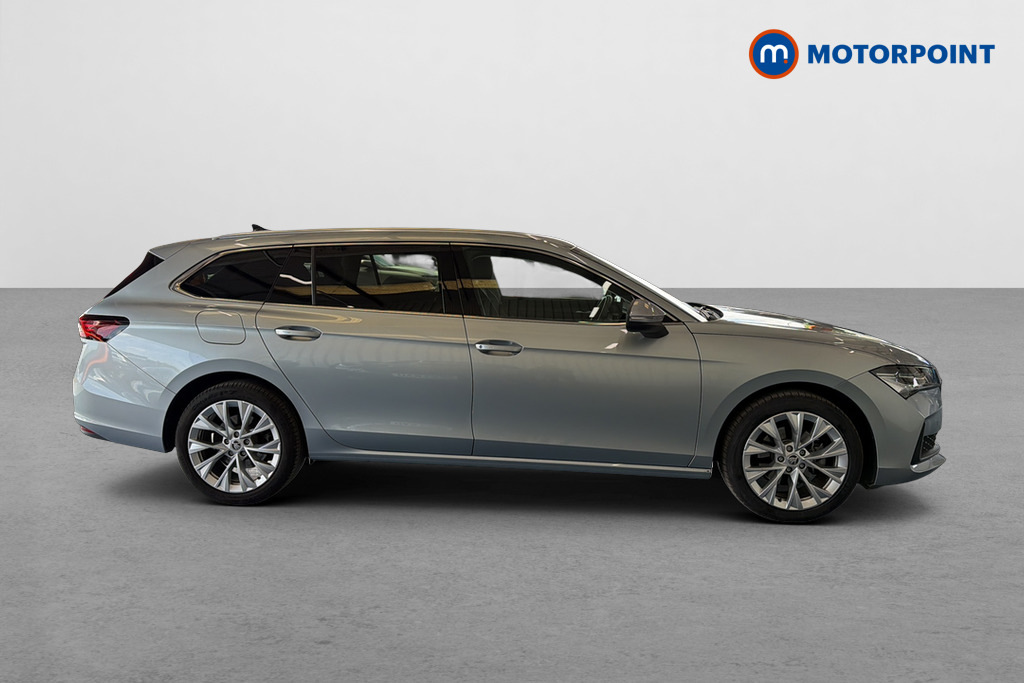 Skoda Superb 1.5 Tsi E-tec Se L Dsg Silver #2