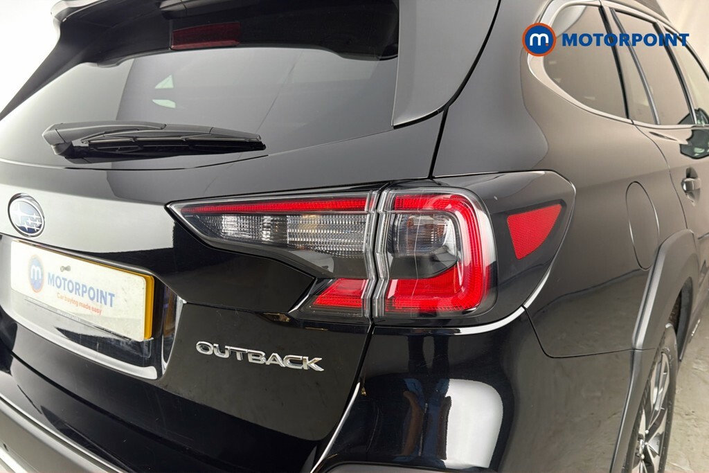 Subaru Outback 2.5I Touring Lineartronic Black #35