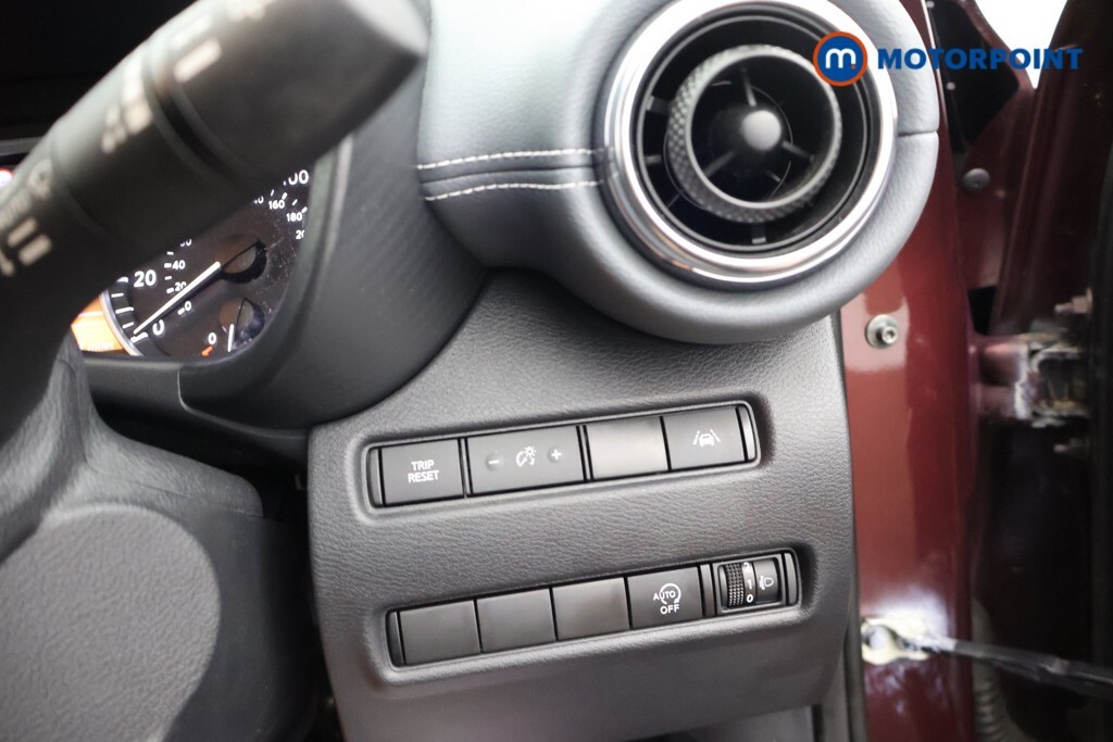 Nissan Juke 1.0 Dig-t N-connecta Dct Silver #12
