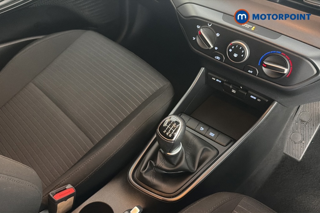 Hyundai I20 1.0T Gdi Advance Green #18