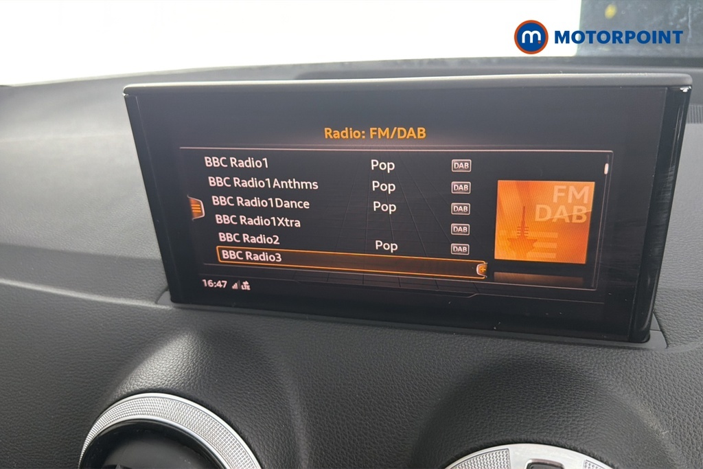 Audi Q2 Audi Q2 S Line 35 Tfsi 150 Ps S Tronic White #16