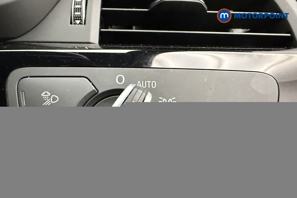 Audi A4 2.0 Avant Tfsi Sport Mhev 148 Bhp White #24