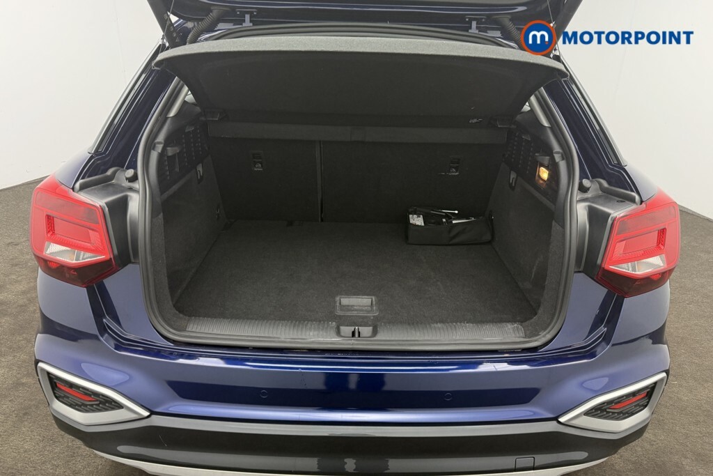 Audi Q2 Audi Q2 S Line 35 Tfsi 150 Ps S Tronic Blue #11