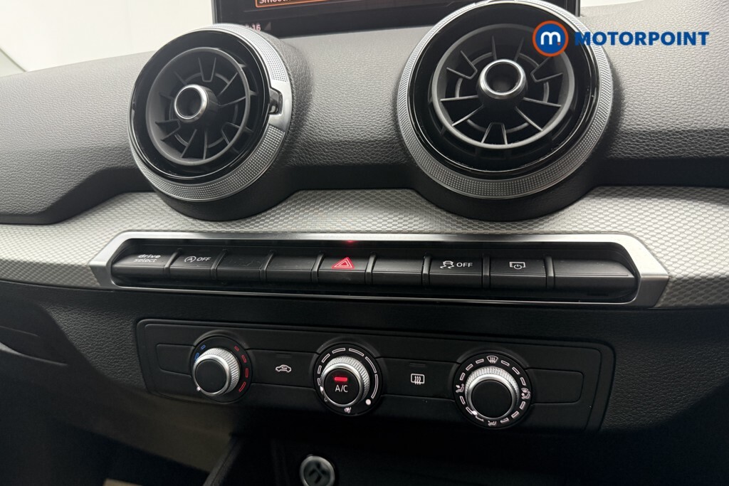 Audi Q2 Audi Q2 S Line 35 Tfsi 150 Ps S Tronic Blue #19