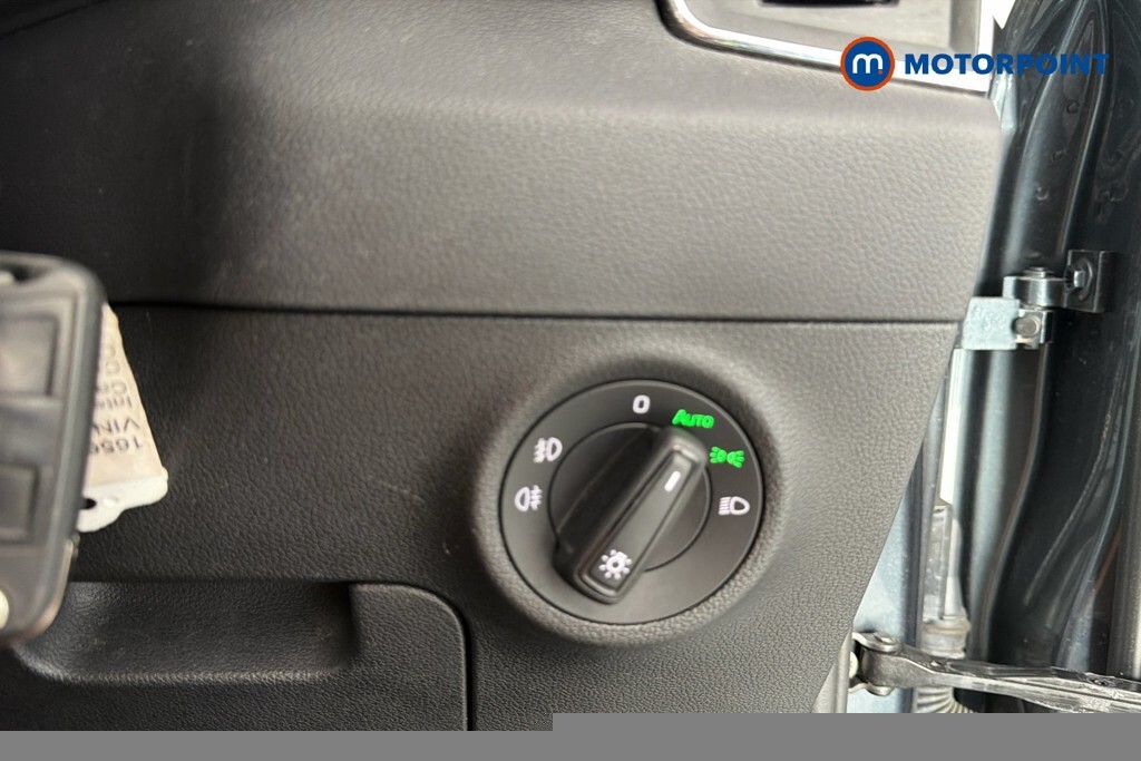 Skoda Karoq 2.0 Tdi Se Technology 4X4 Dsg Grey #21