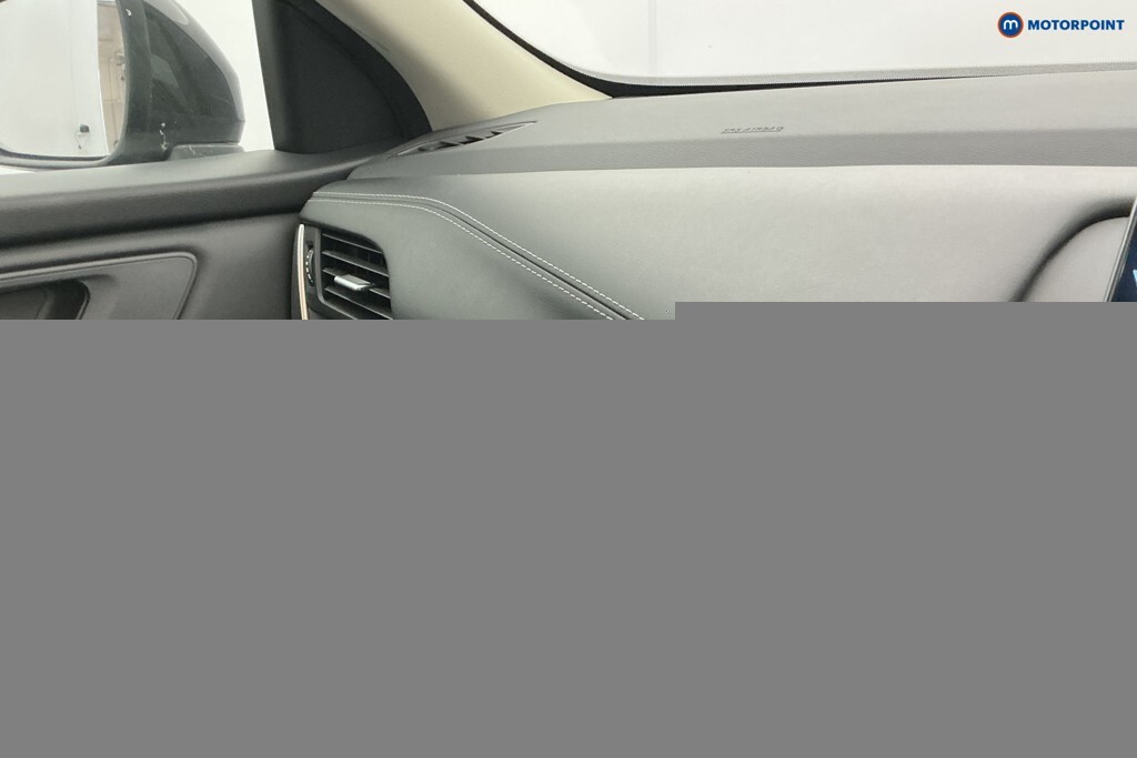 Nissan Qashqai 1.5 E-power Tekna Red #25