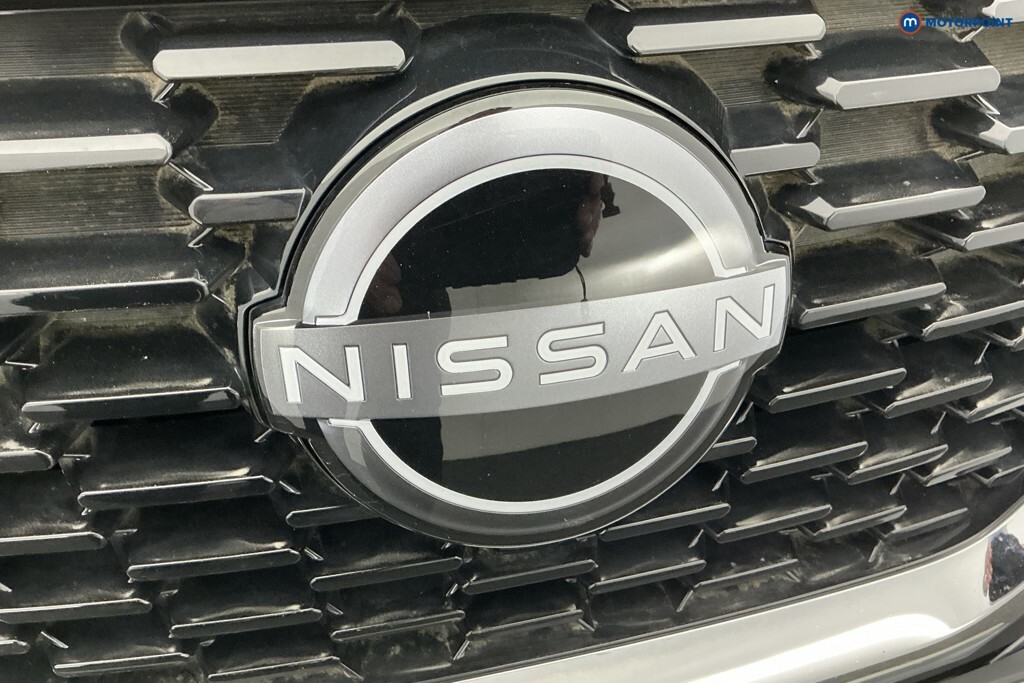 Nissan Qashqai 1.5 E-power Tekna Red #33