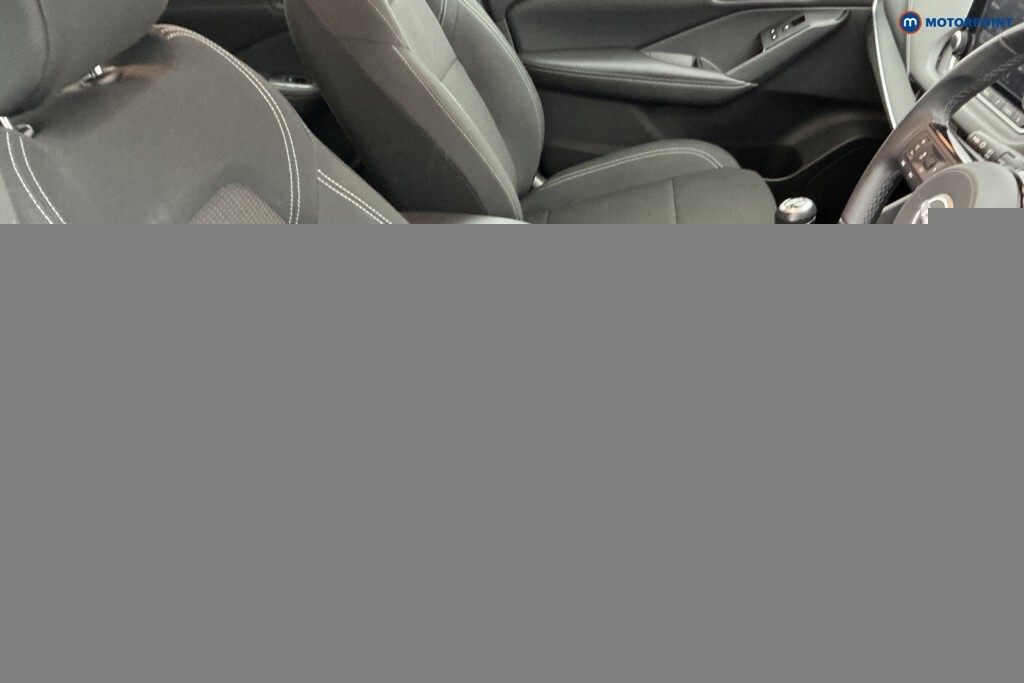 Nissan Qashqai 1.5 E-power Tekna Red #13