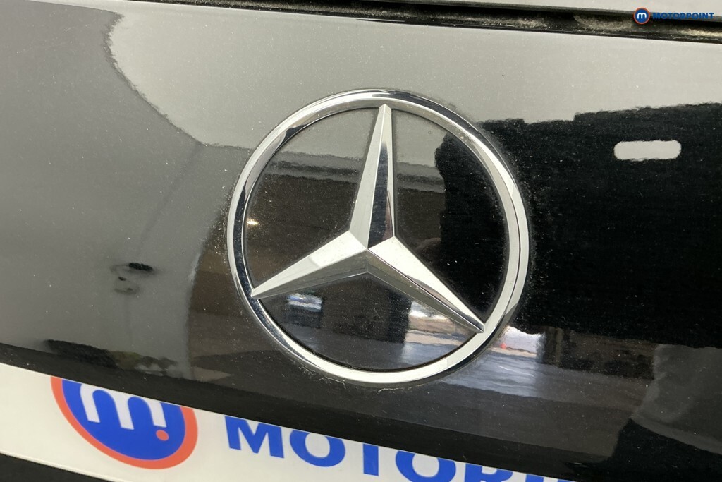 Mercedes-Benz GLB Class Glb 220D 4Matic Amg Line Premium 8G-tronic Red #33