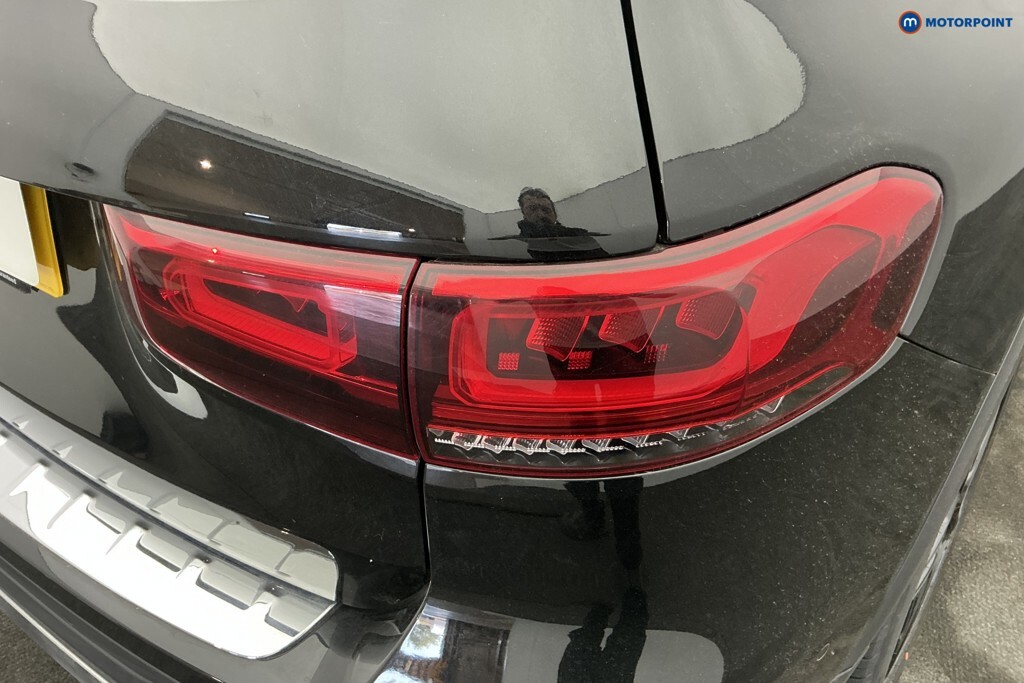 Mercedes-Benz GLB Class Glb 220D 4Matic Amg Line Premium 8G-tronic Red #32