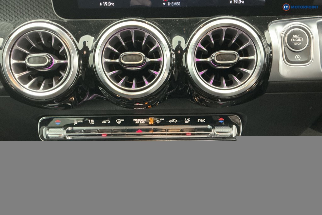 Mercedes-Benz GLB Class Glb 220D 4Matic Amg Line Premium 8G-tronic Red #20