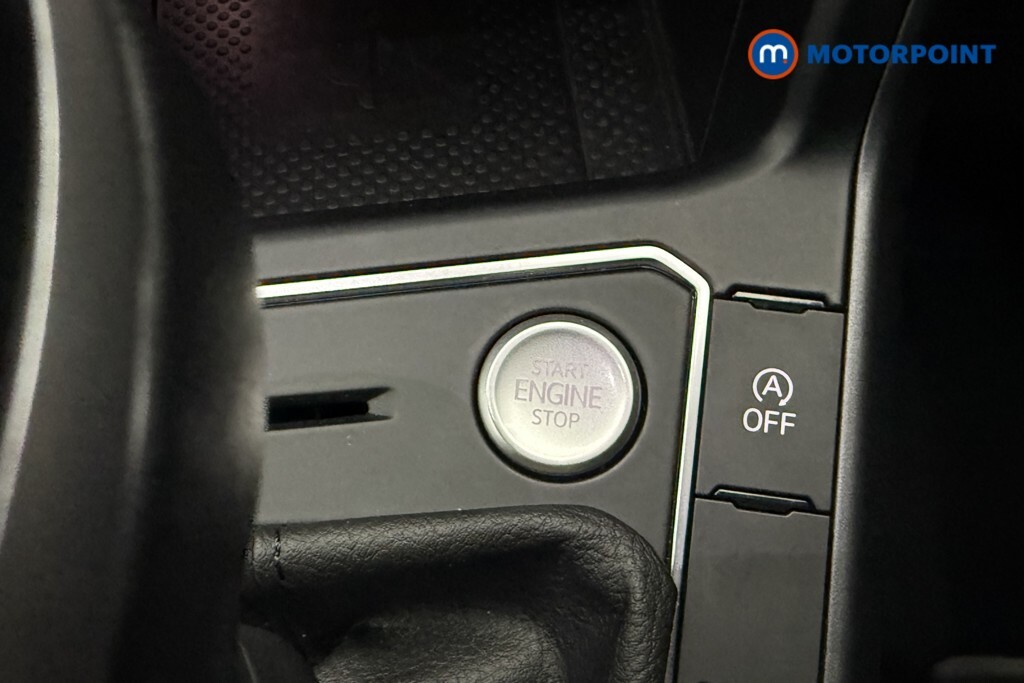 Volkswagen Taigo Suv Black #23