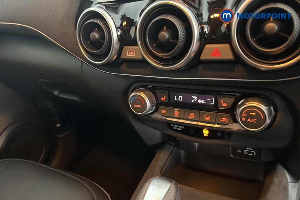 Nissan Juke 1.0 Dig-t 114 N-connecta Grey #19