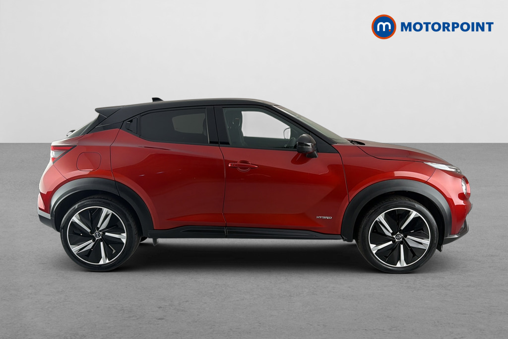 Nissan Juke 1.6 Hybrid Tekna-plus Red #4