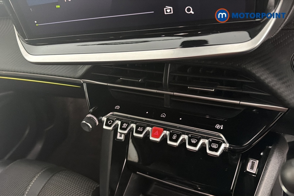 Peugeot 2008 1.2 Puretech 130 Allure Black #16
