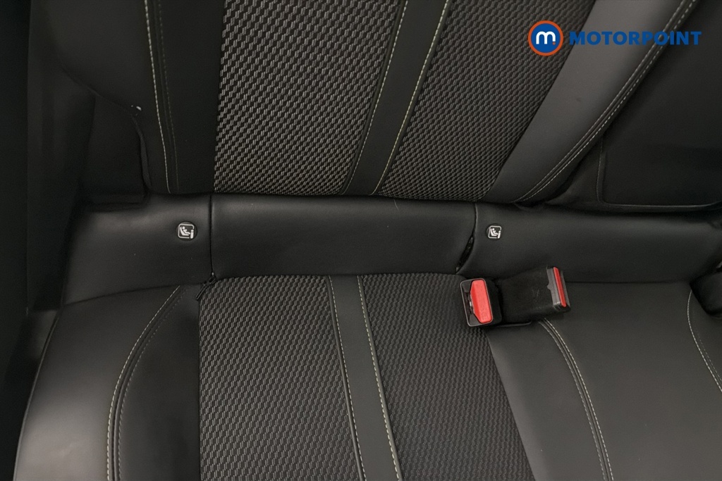 Peugeot 2008 1.2 Puretech 130 Allure Black #25