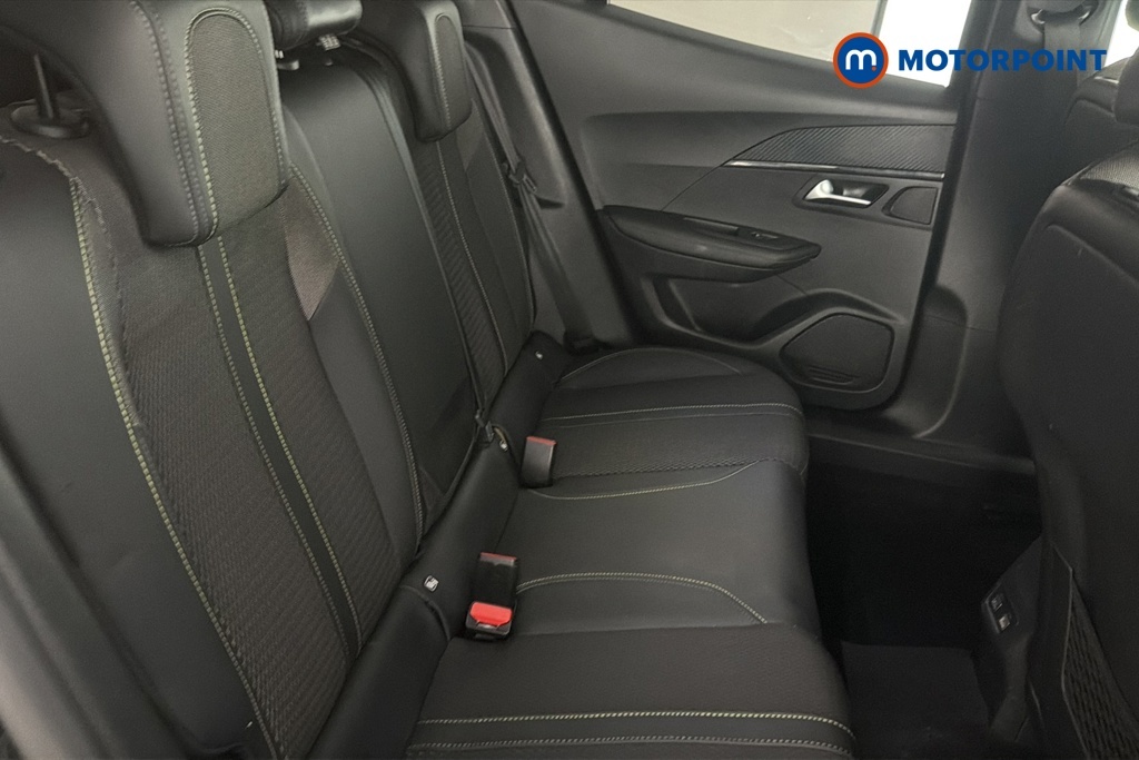 Peugeot 2008 1.2 Puretech 130 Allure Black #24