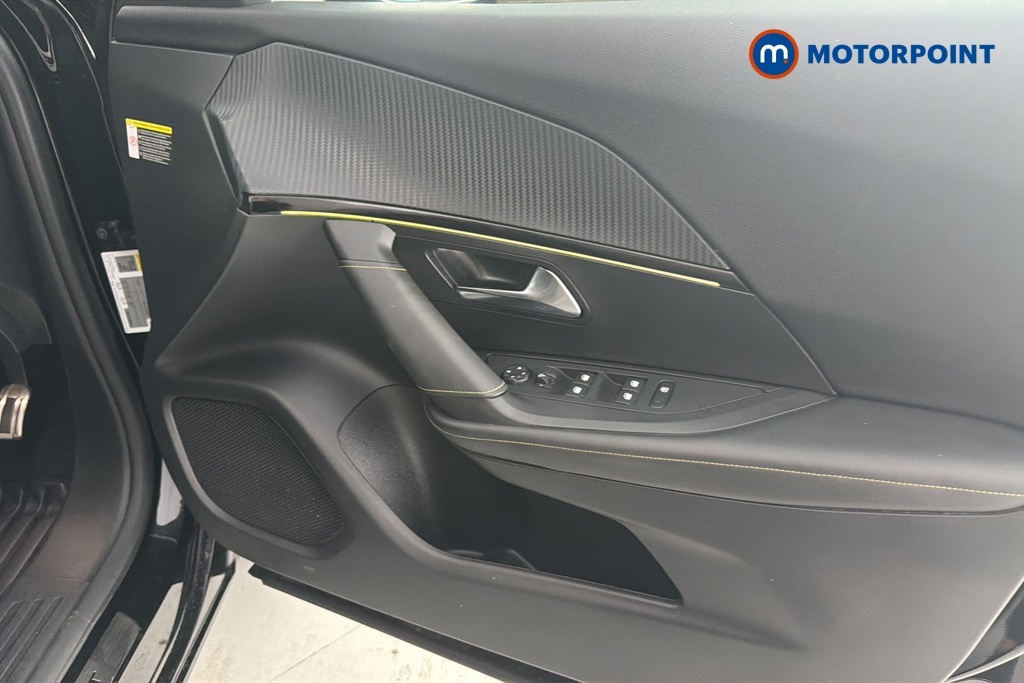 Peugeot 2008 1.2 Puretech 130 Allure Black #19