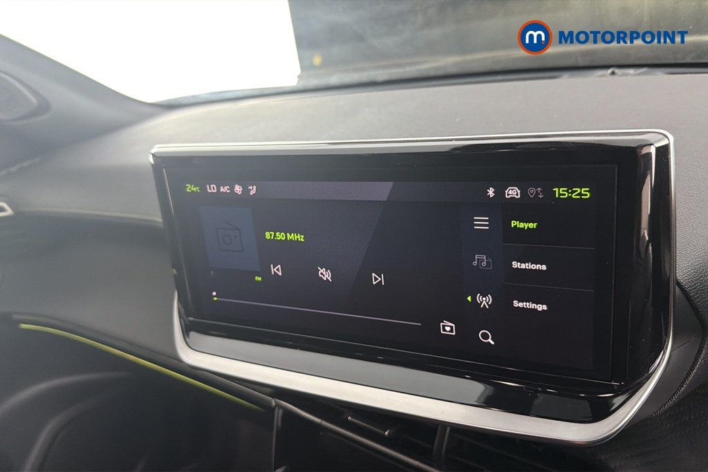 Peugeot 2008 1.2 Puretech 130 Allure Black #15