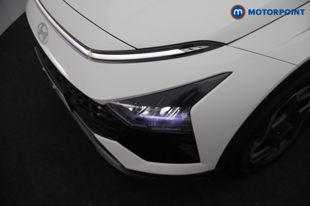 Hyundai Bayon 1.0 Tgdi Premium White #32