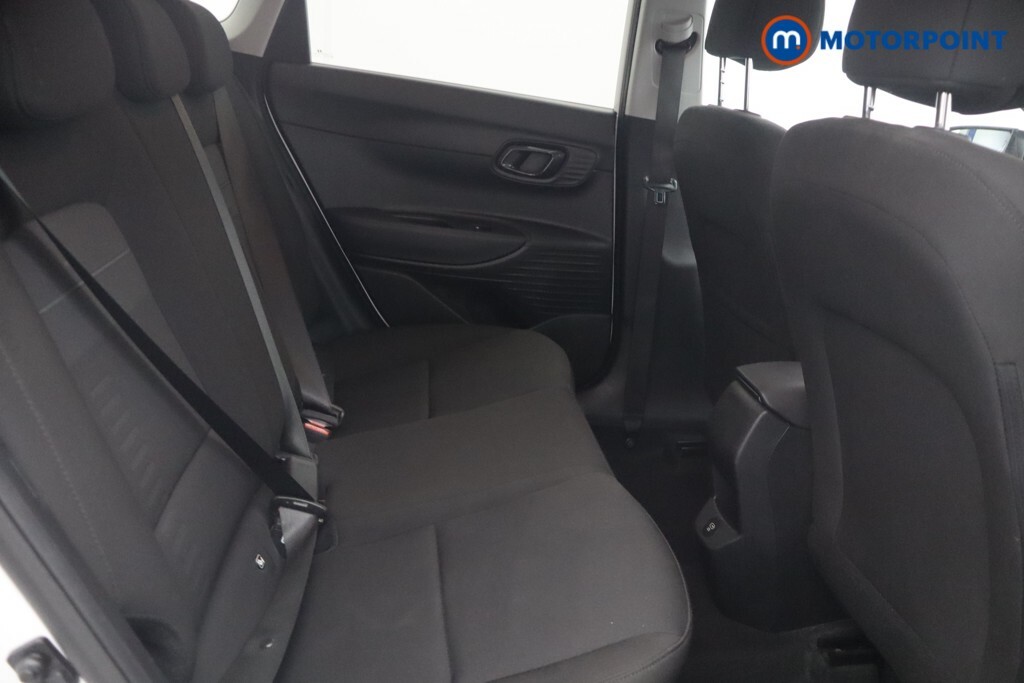 Hyundai Bayon 1.0 Tgdi Premium White #15