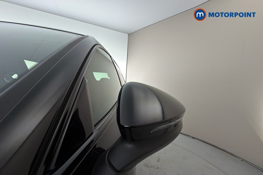 Volkswagen Passat 1.5 Tsi Ehybrid Life Dsg White #42