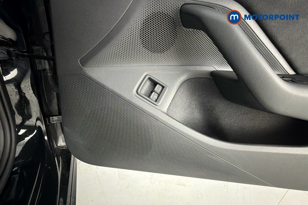 Volkswagen Passat 1.5 Tsi Ehybrid Life Dsg White #27