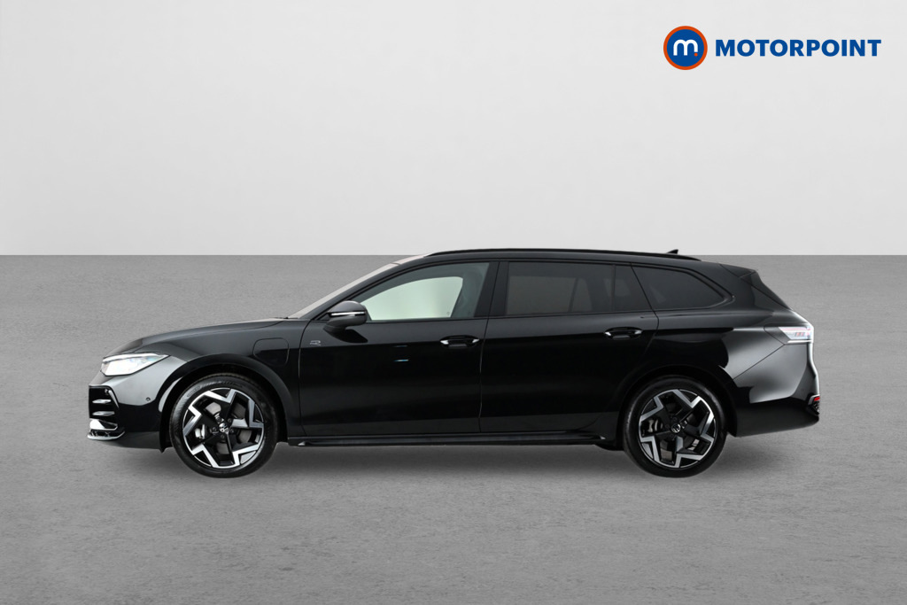 Volkswagen Passat 1.5 Tsi Ehybrid 272 R-line Dsg Black #4