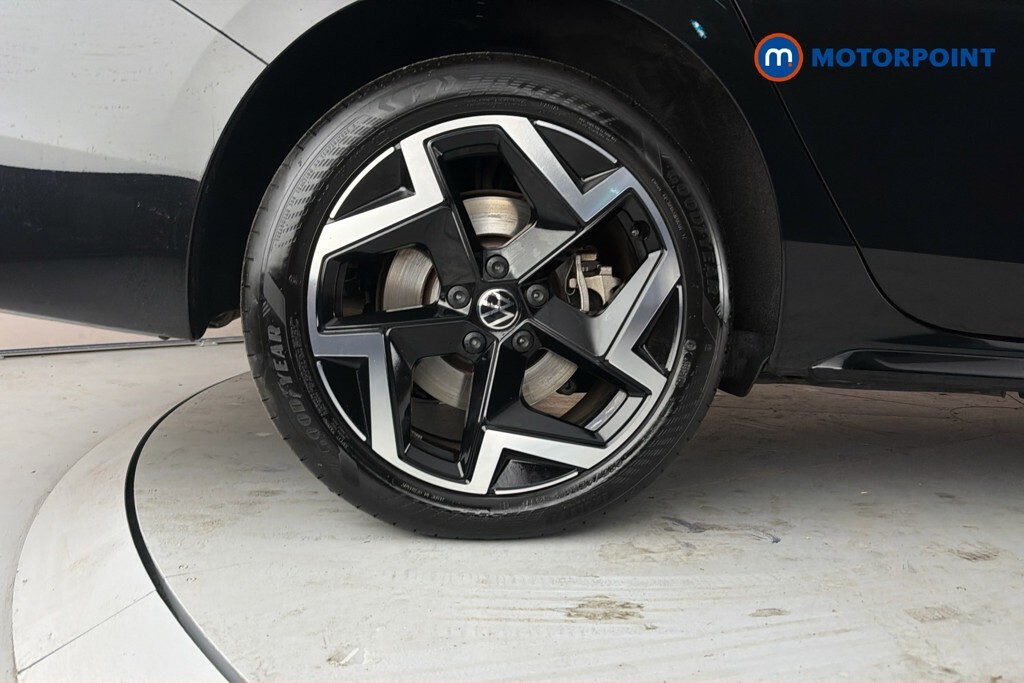 Volkswagen Passat 1.5 Tsi Ehybrid Life Dsg White #47