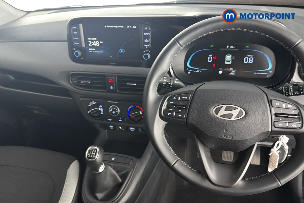 Hyundai I10 I10 1.2 79 Advance Nav Green #9