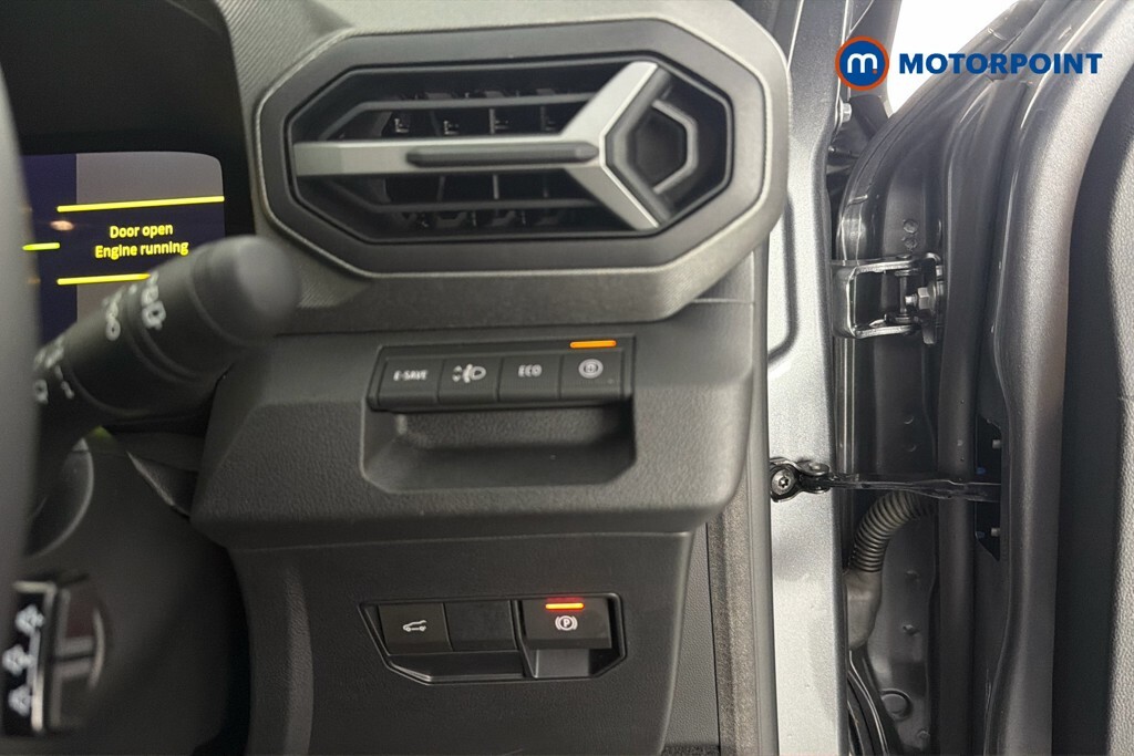 Dacia Bigster 1.8 Hybrid 155 Journey Grey #24