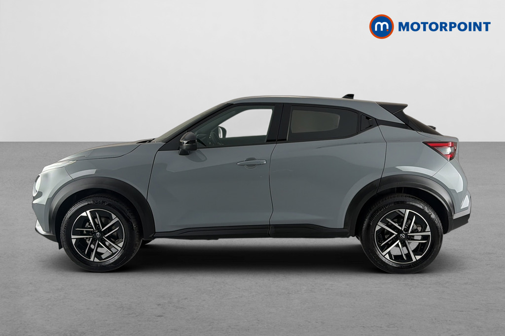 Nissan Juke 1.6 Hybrid N-connecta Revised Black #8