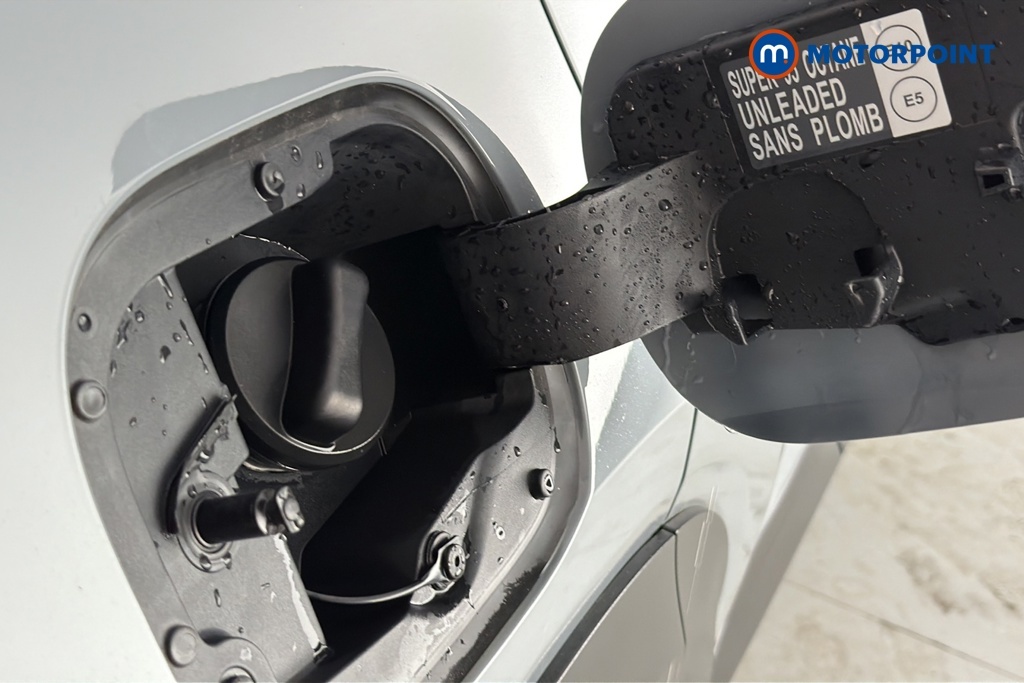 Nissan Juke 1.6 Hybrid N-connecta Revised Black #35