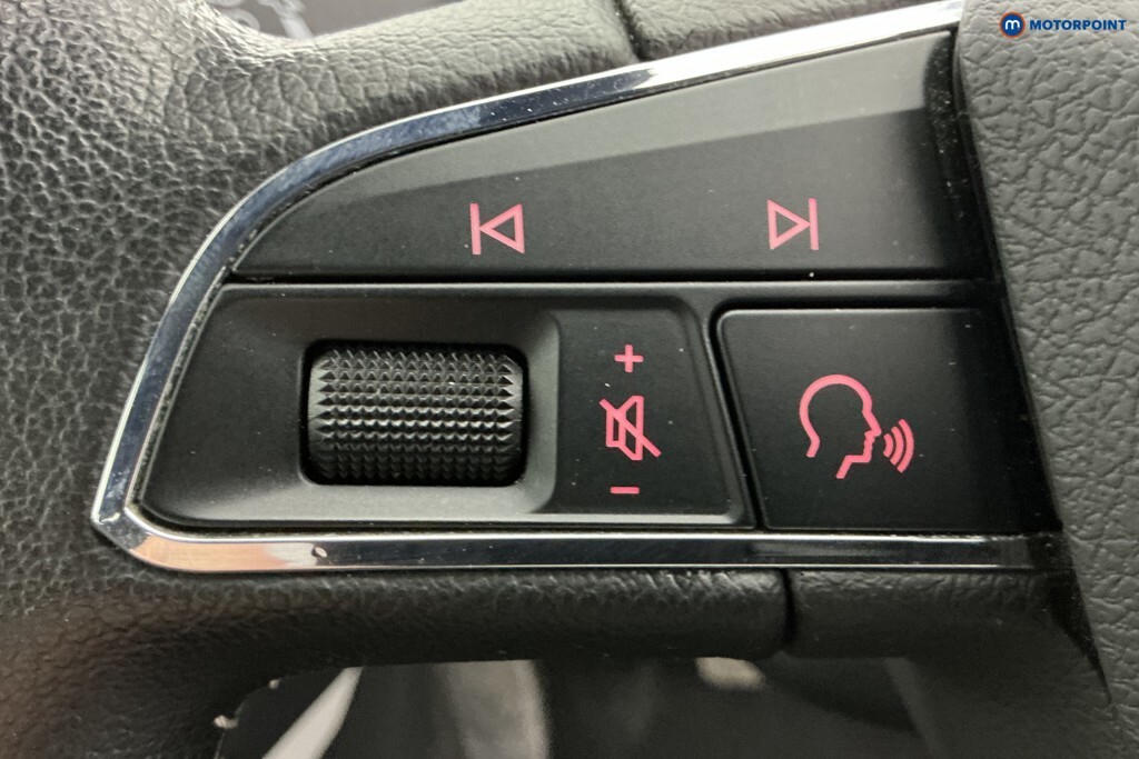 Seat Arona Tsi Fr Sport Dsg White #26