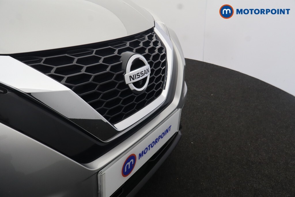 Nissan Juke 1.0 Dig-t 114 Tekna Hatchback Silver #41