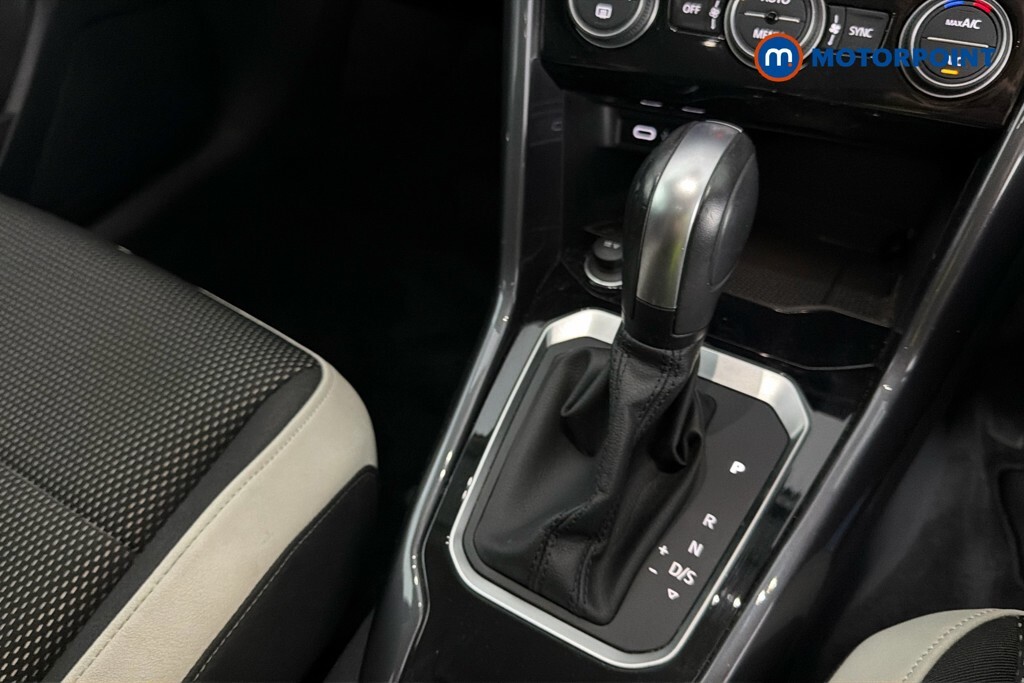 Volkswagen T-Roc 1.5 Tsi Evo Sel Dsg #18