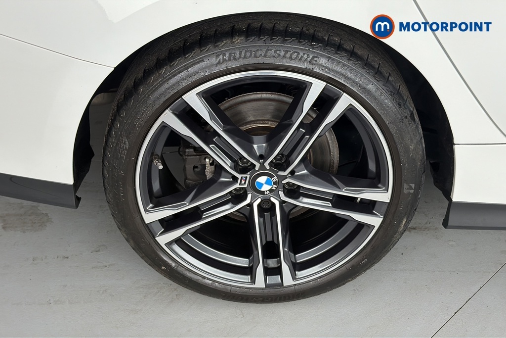 BMW 2 Series 218I Sport Saloon White #31