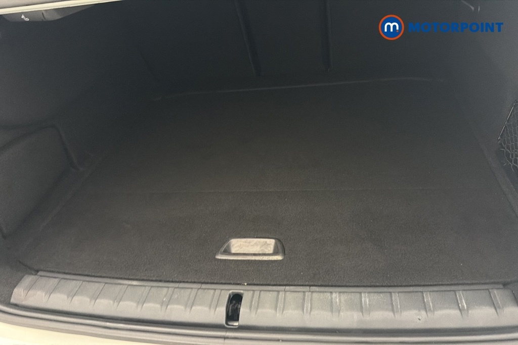 BMW 2 Series 218I Sport Saloon White #24