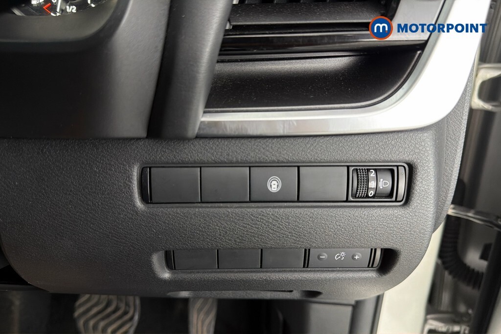 Nissan X-Trail 1.5 E-power E-4orce 213 Acenta Prem 7 St Grey #25