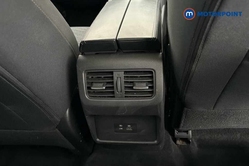 Nissan X-Trail 1.5 E-power E-4orce 213 Acenta Prem 7 St Grey #31