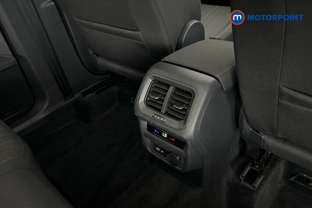 Volkswagen Tiguan Allspace Suv White #32