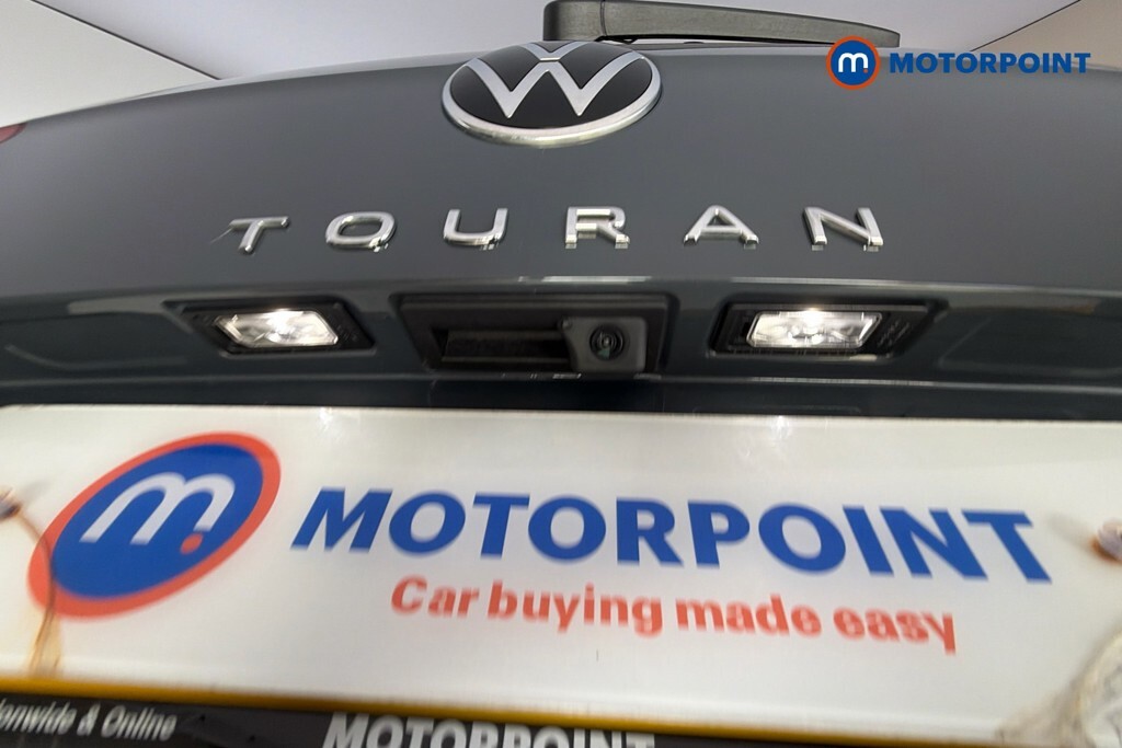 Volkswagen Touran Match Black #38