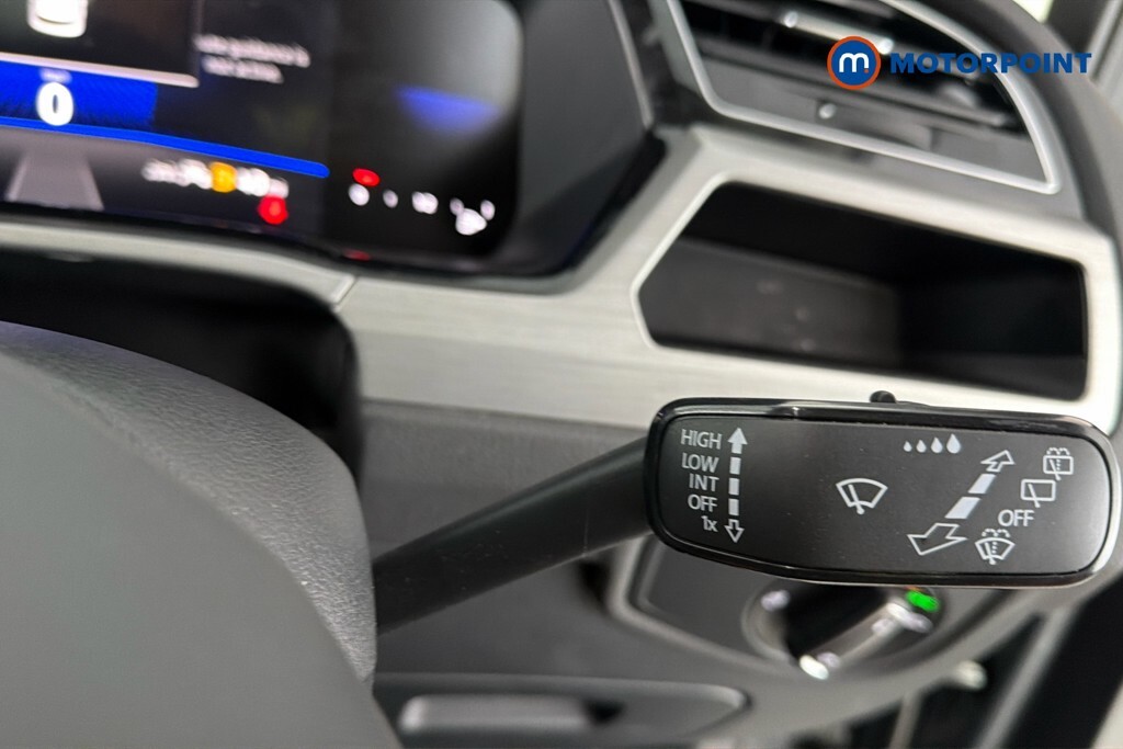 Volkswagen Touran Match Black #15