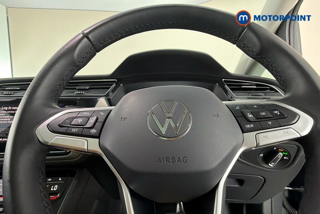 Volkswagen Touran Match Black #13
