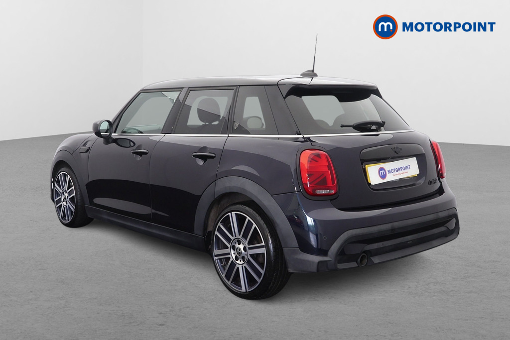 Mini Hatch 1.5 Cooper Exclusive Comfort-nav Pack Black #5