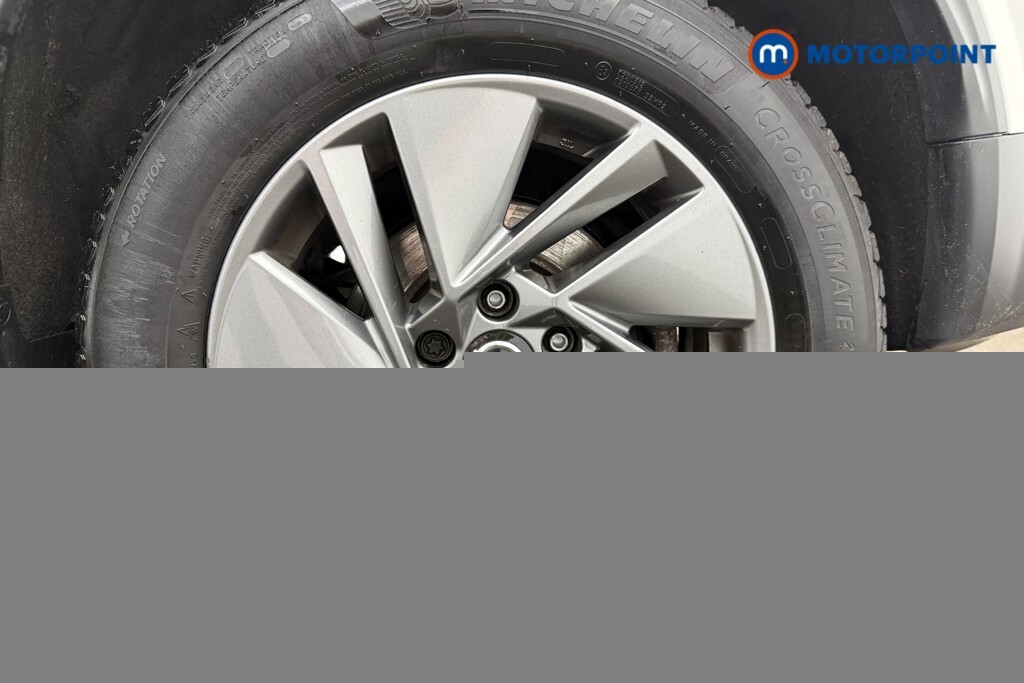 Nissan Qashqai Acenta Premium White #16